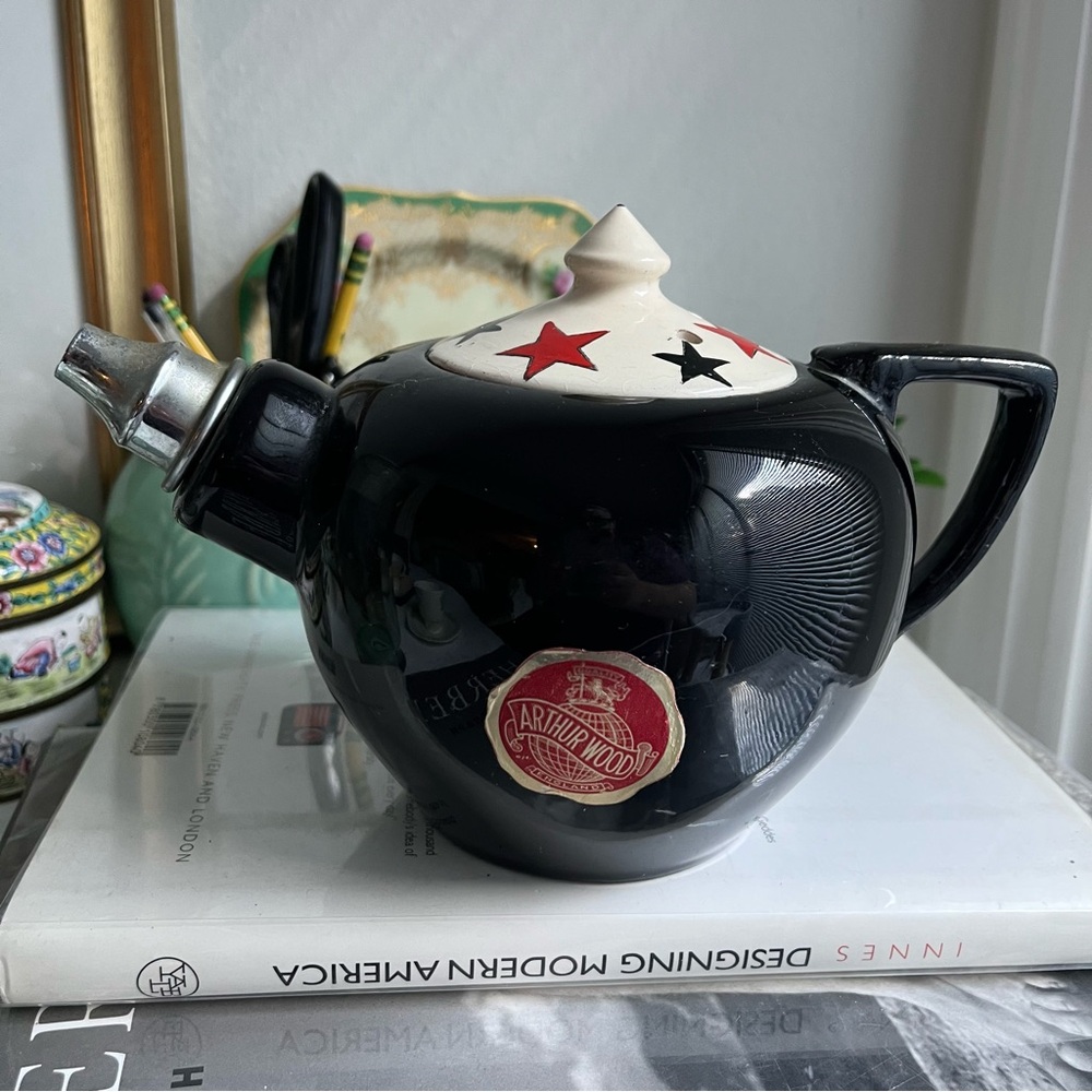 Vintage Arthur Wood Teapot